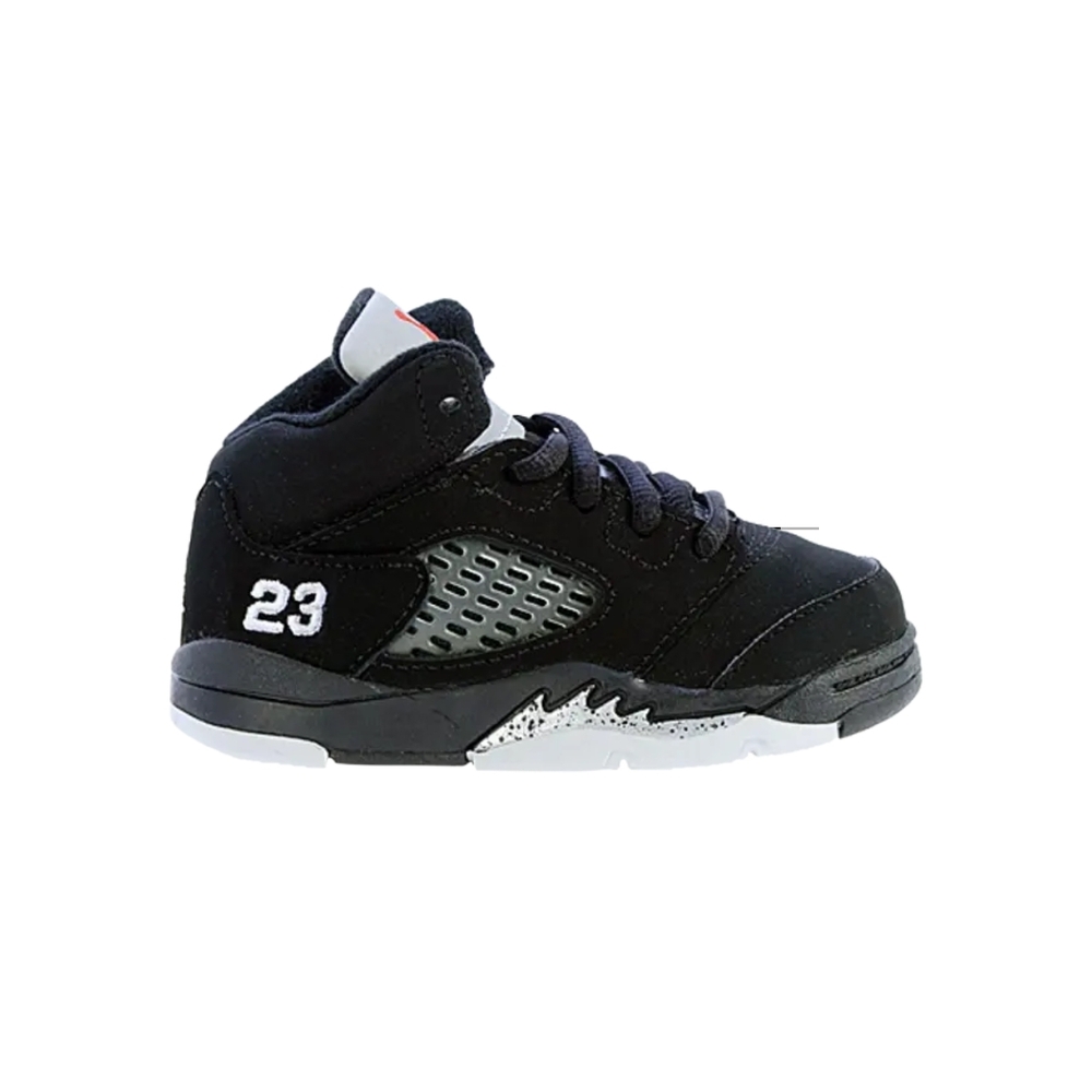 Nike Kids Black and Gray Sneakers